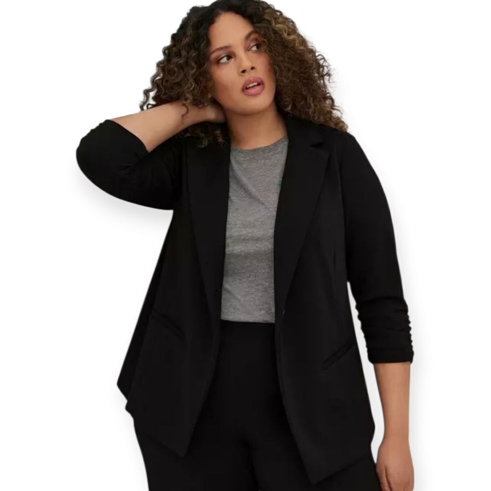 4X 26W Torrid Black Cupro Blazer Knit Stretch Lined Button Close Caterpillar Sle